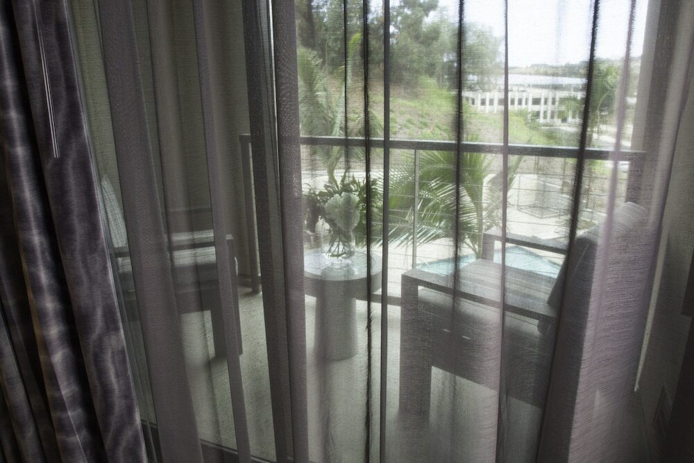 Фото Legacy Resort Hotel & SPA