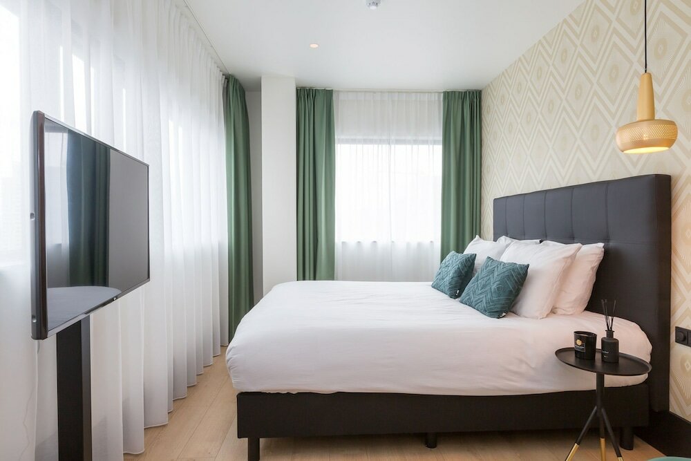 Фото The James Hotel Rotterdam