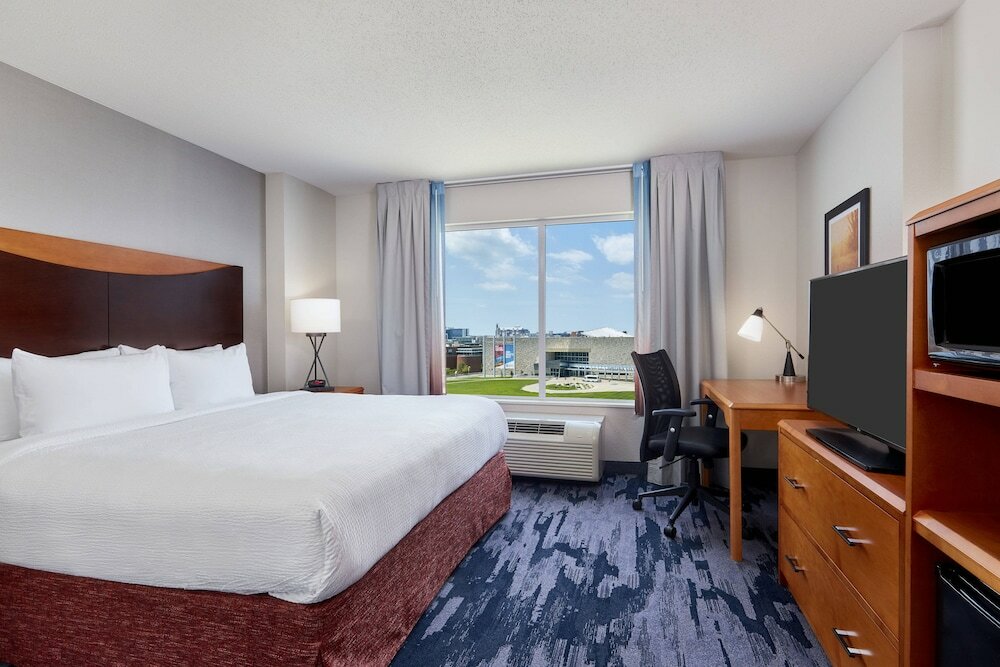 Фото Fairfield Inn & Suites by Marriott Indianapolis Downtown