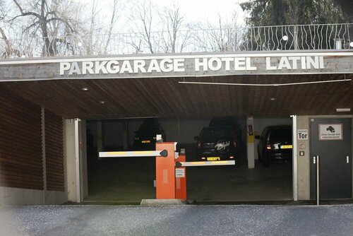 Внешний вид отеля Hotel Latini в Целль-ам-Зе, фото 5