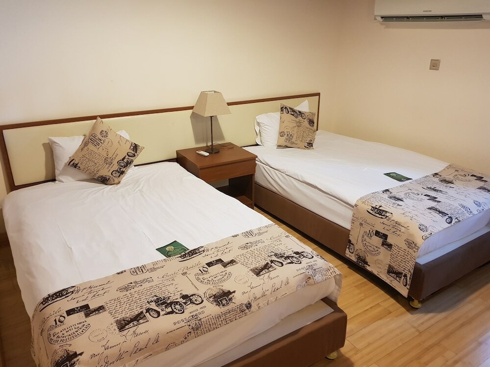 Фото Отель Le Chateau Lambousa