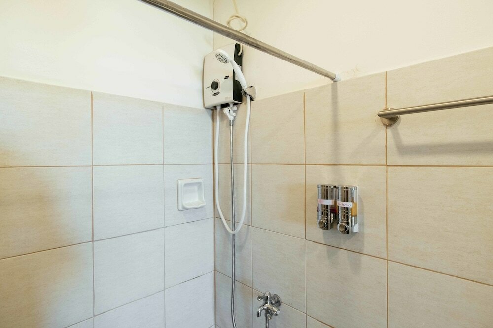 Фото RedDoorz Plus @ Kamuning Quezon City