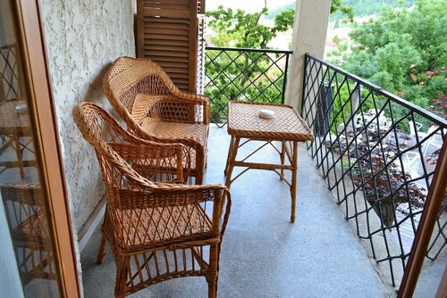Гостевой дом Casa Cranta Hotel в Брашове