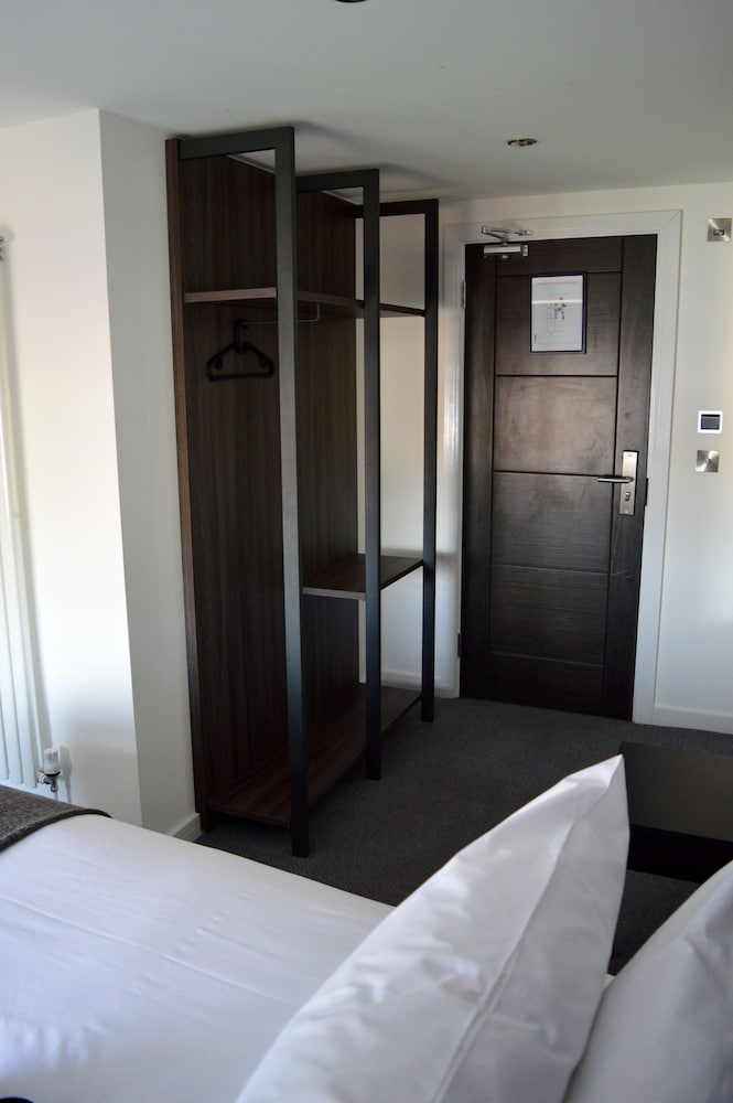 Фото Q8 Boutique Hotel