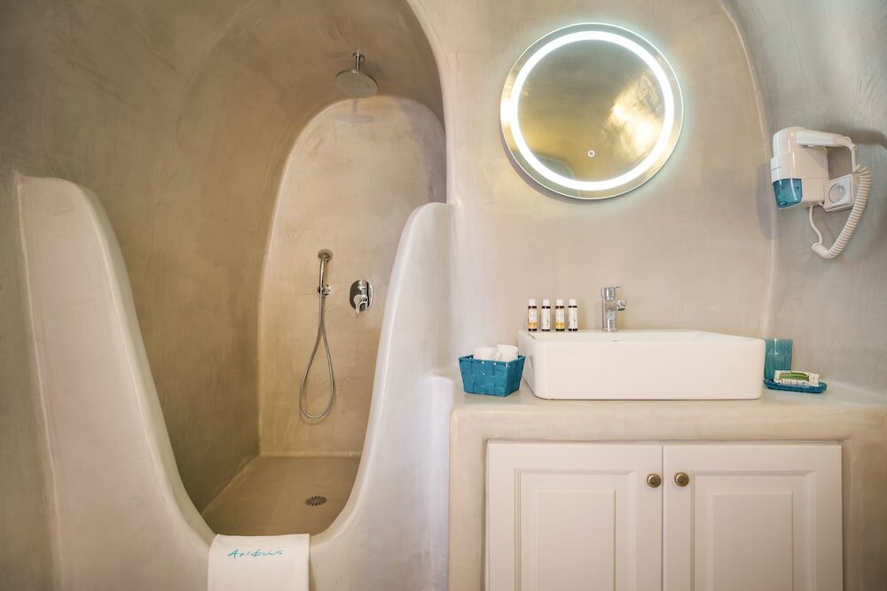 Фото Horizon Aeifos Suites