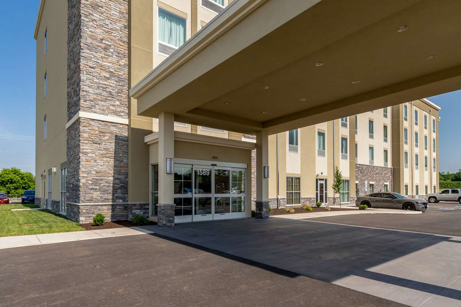 Фото Comfort Inn & Suites – Harrisburg Airport – Hershey South