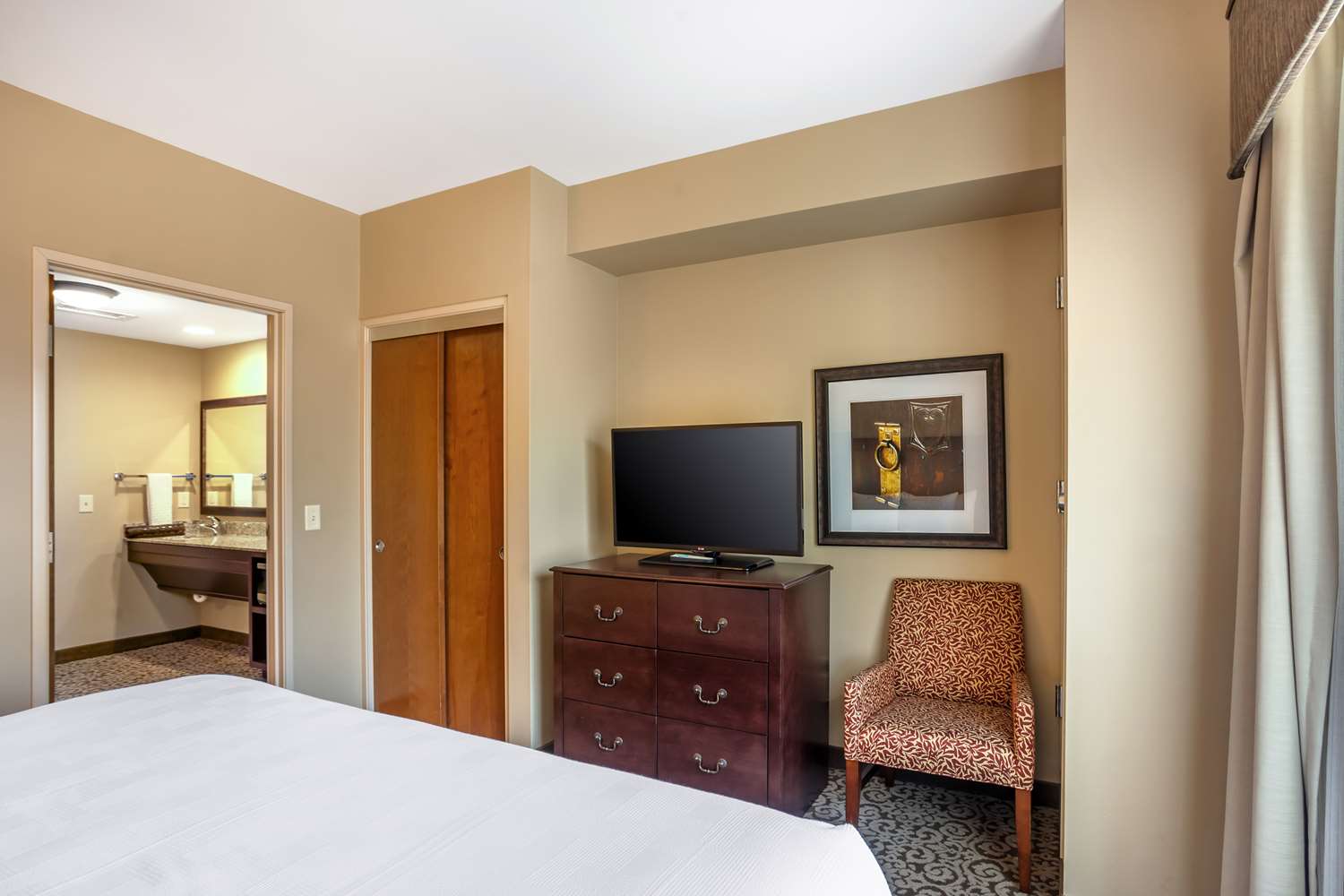 Фото Best Western Plus Intercourse Village Inn & Suites