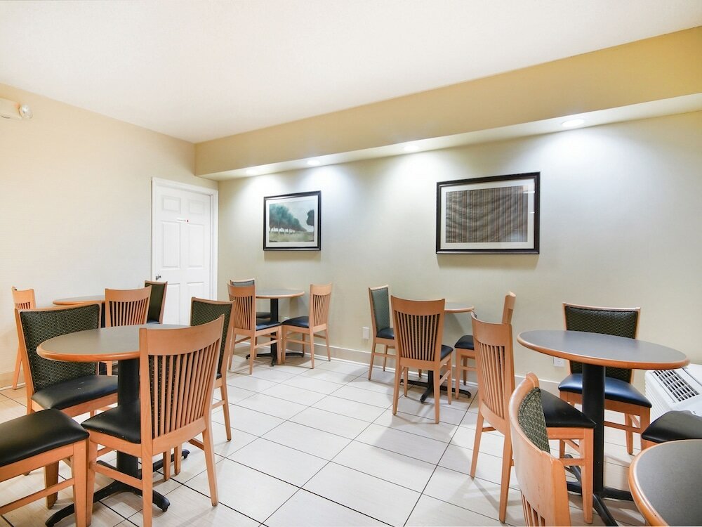 Фото Baymont by Wyndham Williamsburg