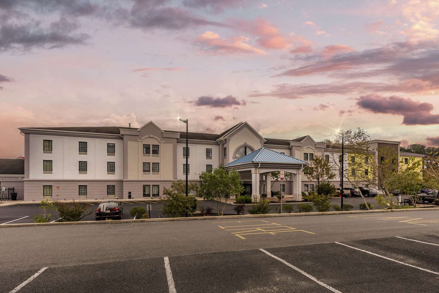 Фото Comfort Suites Ocean City