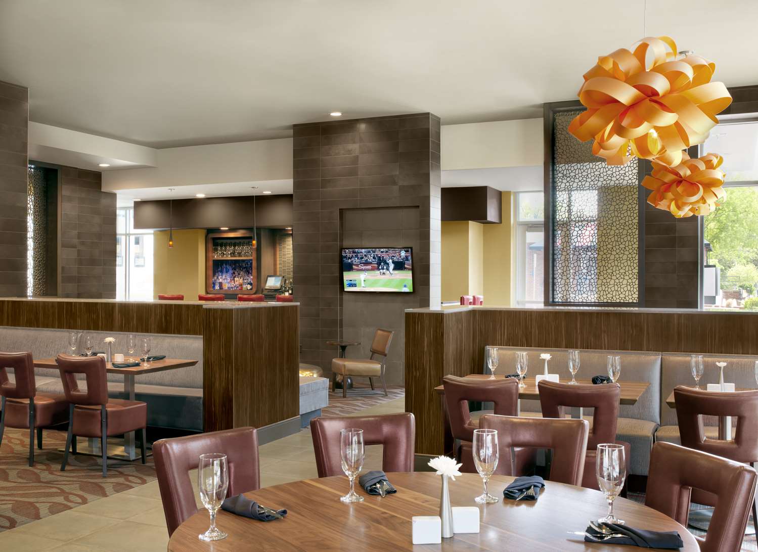 Фото The Broadway Columbia - a DoubleTree by Hilton