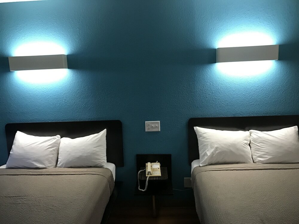 Фото Motel 6 Raleigh, Nc - North