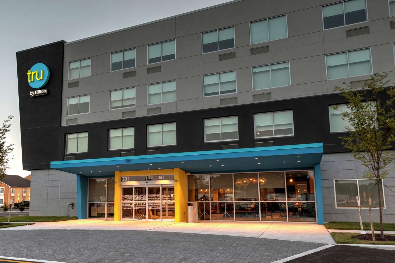 Фото Tru by Hilton Georgetown