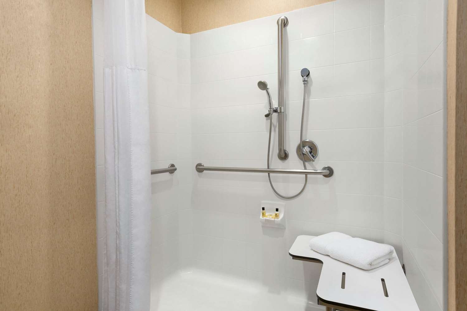 Фото Wyndham Anaheim