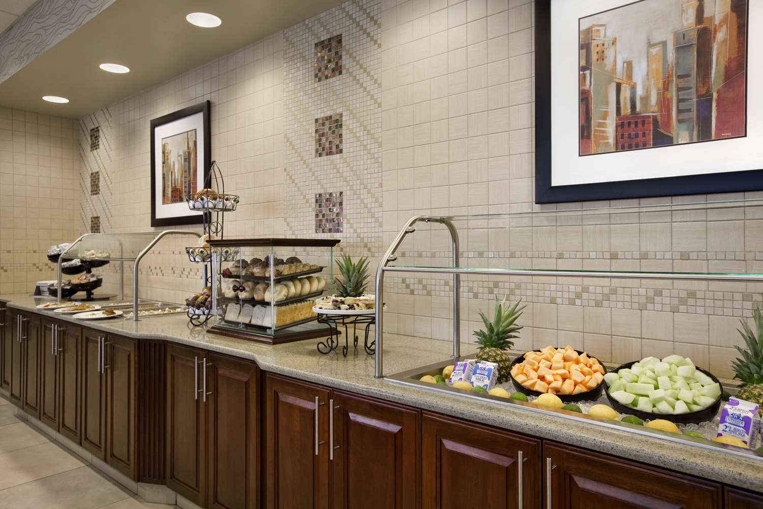 Фото Embassy Suites Buffalo