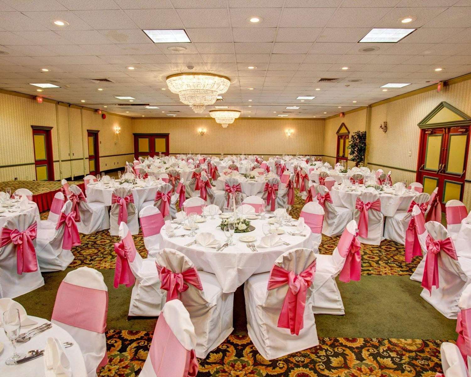 Фото Comfort Inn Conference Center