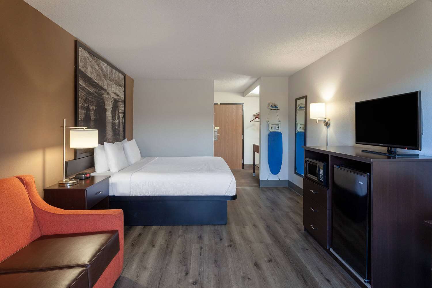 Фото Super 8 by Wyndham Wausau