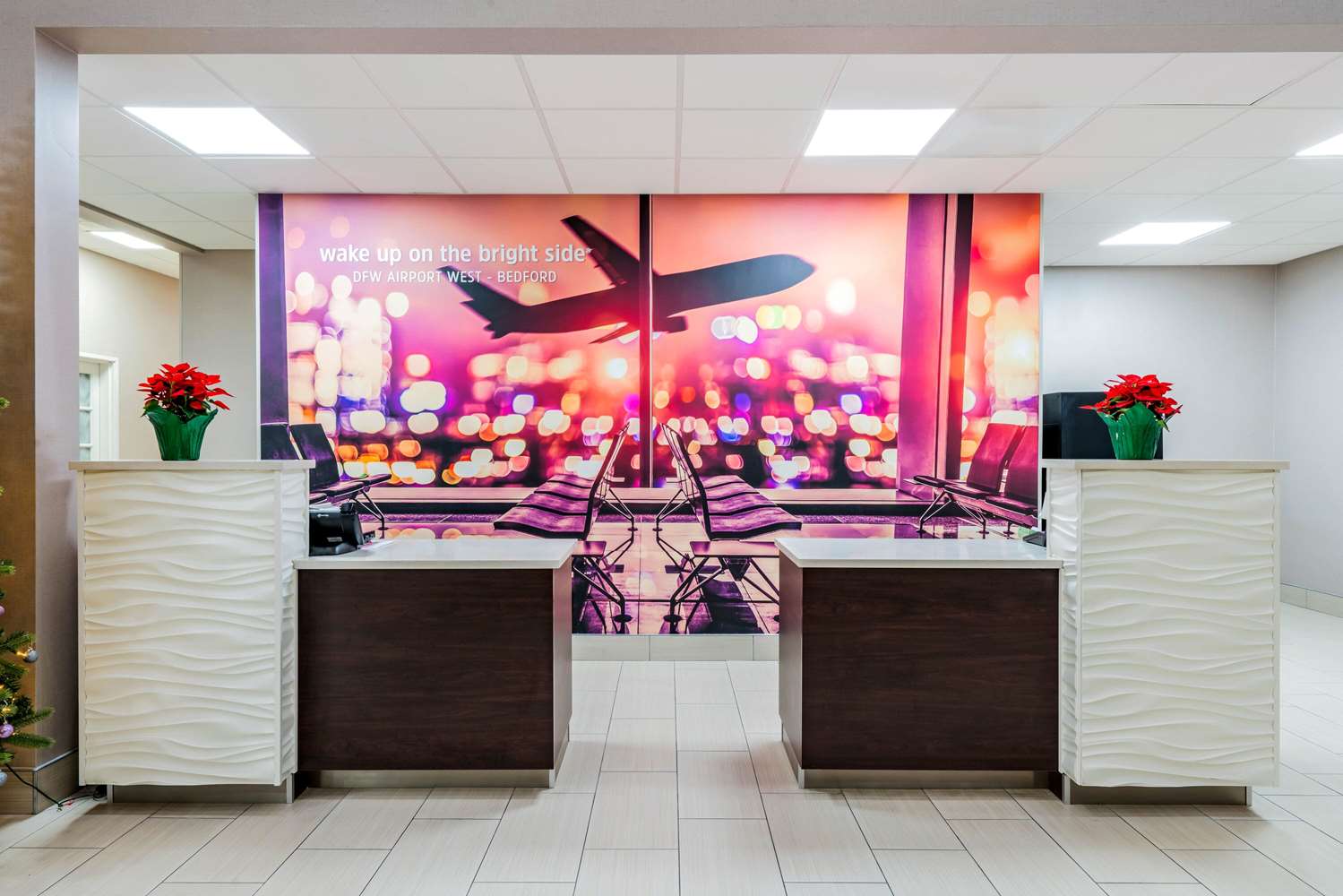 Фото La Quinta Inn & Suites by Wyndham Dfw Airport West Bedford