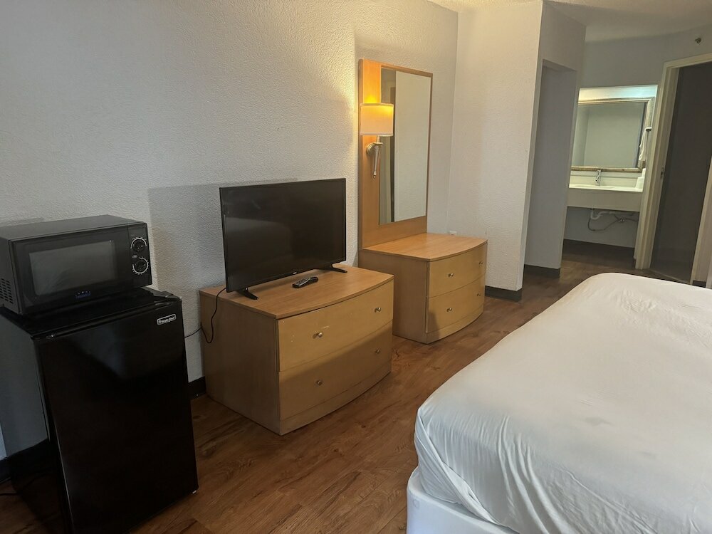 Фото Motel 6 Savannah Ga Gateway & I95