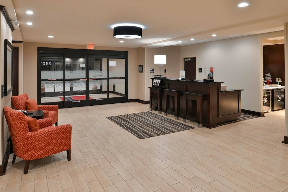 Фото Hampton Inn & Suites Mount Joy/Lancaster West