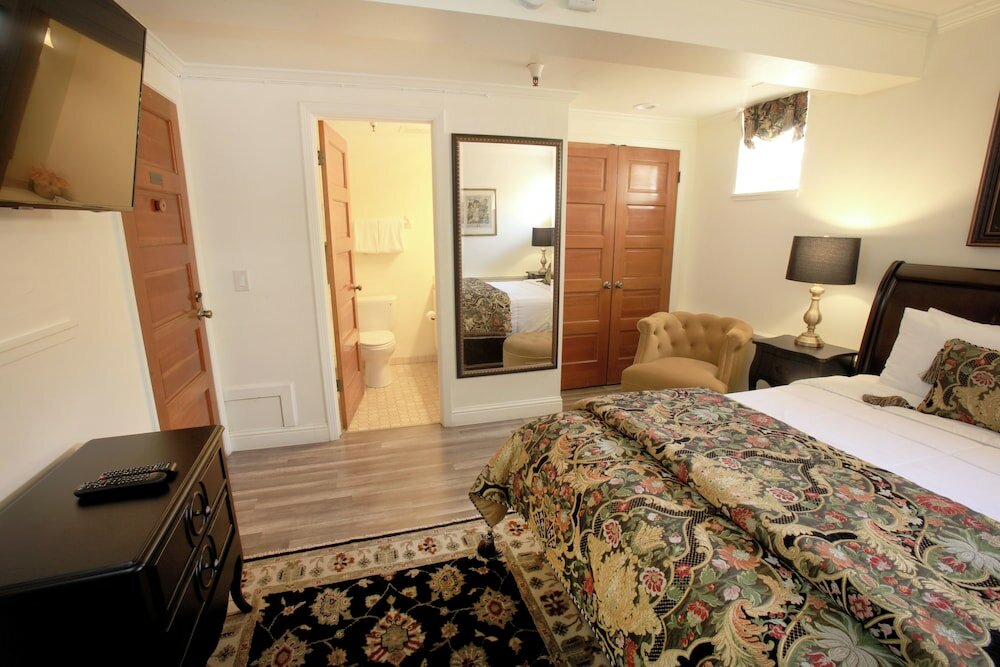 Фото Pacific Grove Inn