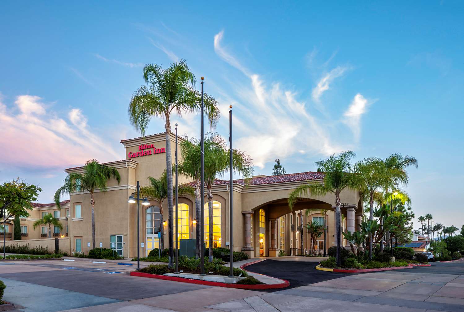 Фото Hilton Garden Inn San Diego/Rancho Bernardo