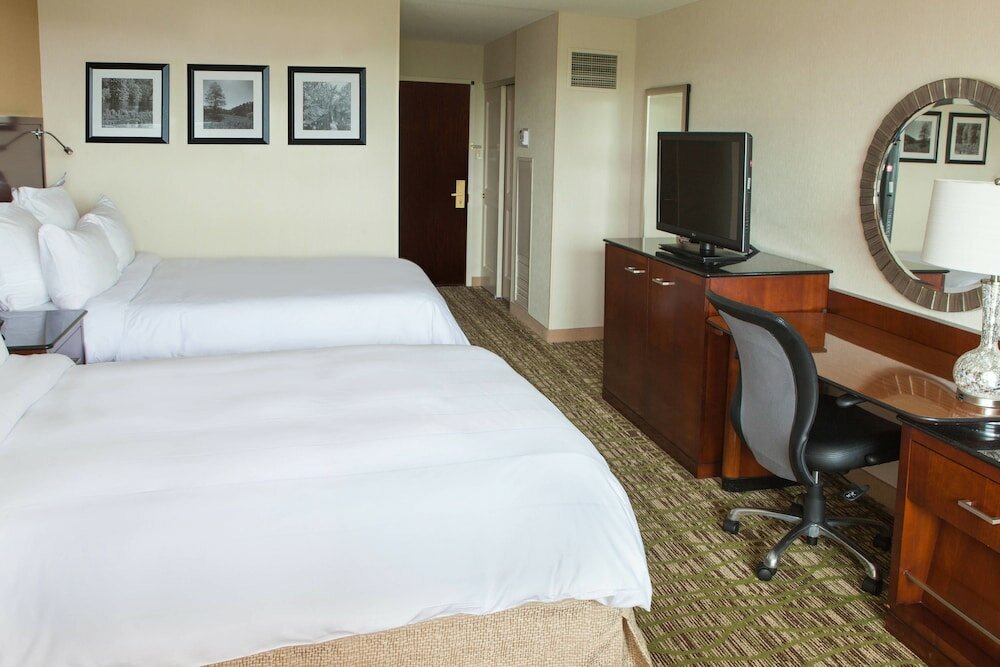 Фото Hanover Marriott