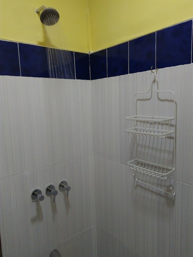 Фото Mango's Beachfront Resort