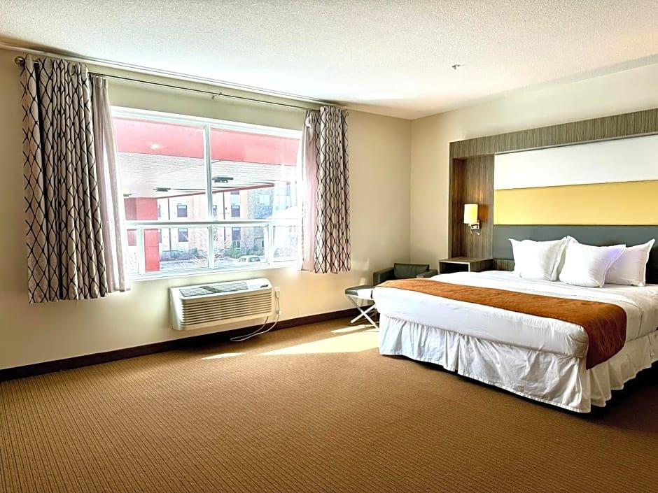 Фото Southfort Inn