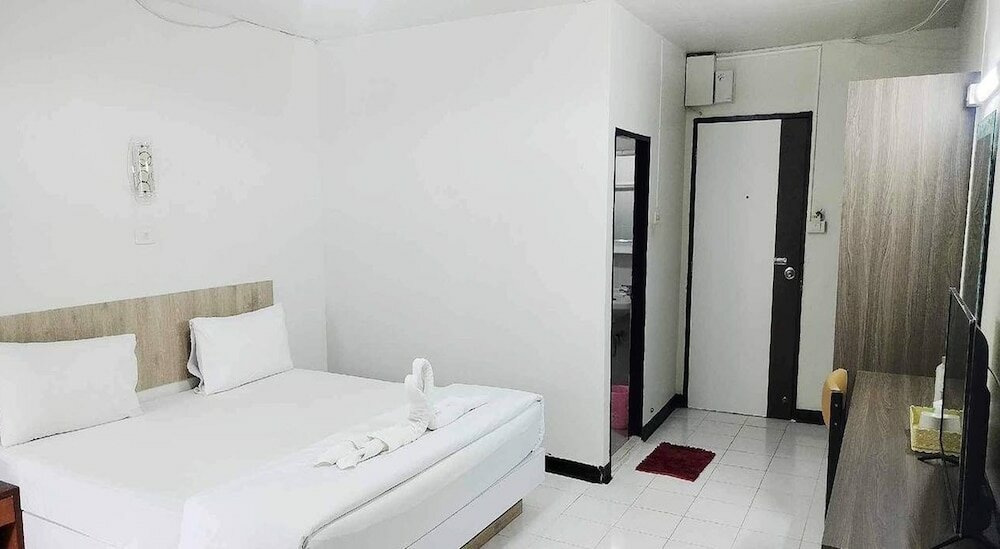 Фото Boonchai Mansion