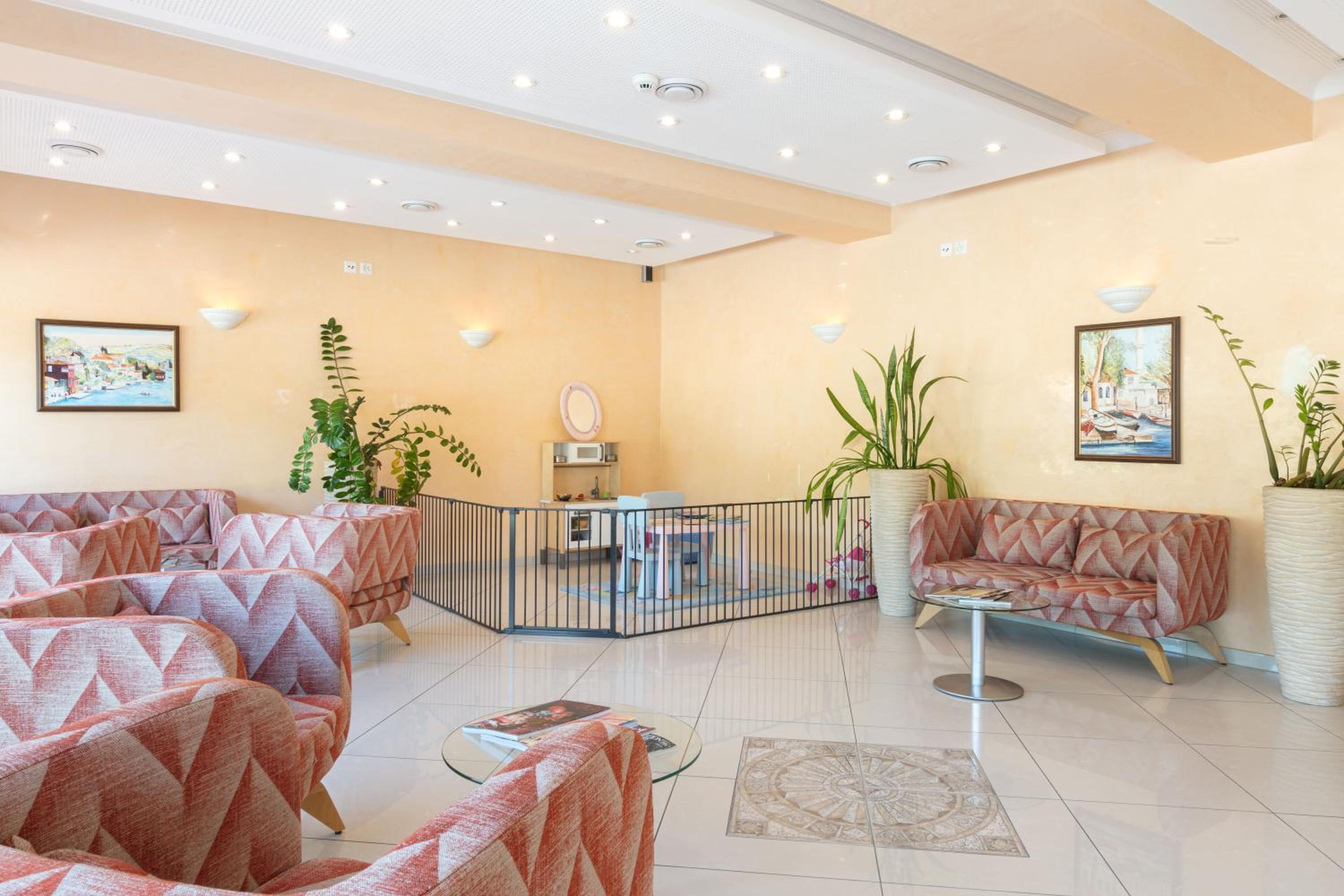 Фото Hotel Tivoli