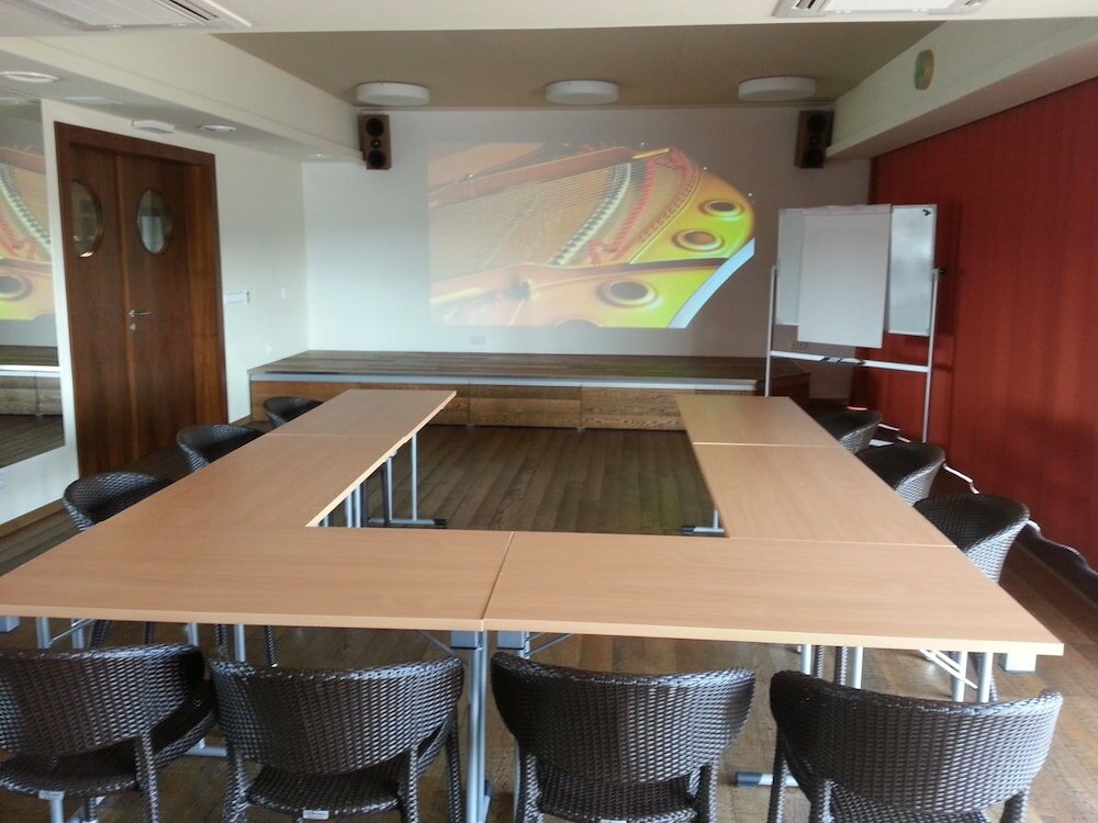 Фото Esmarin Wellness Hotel