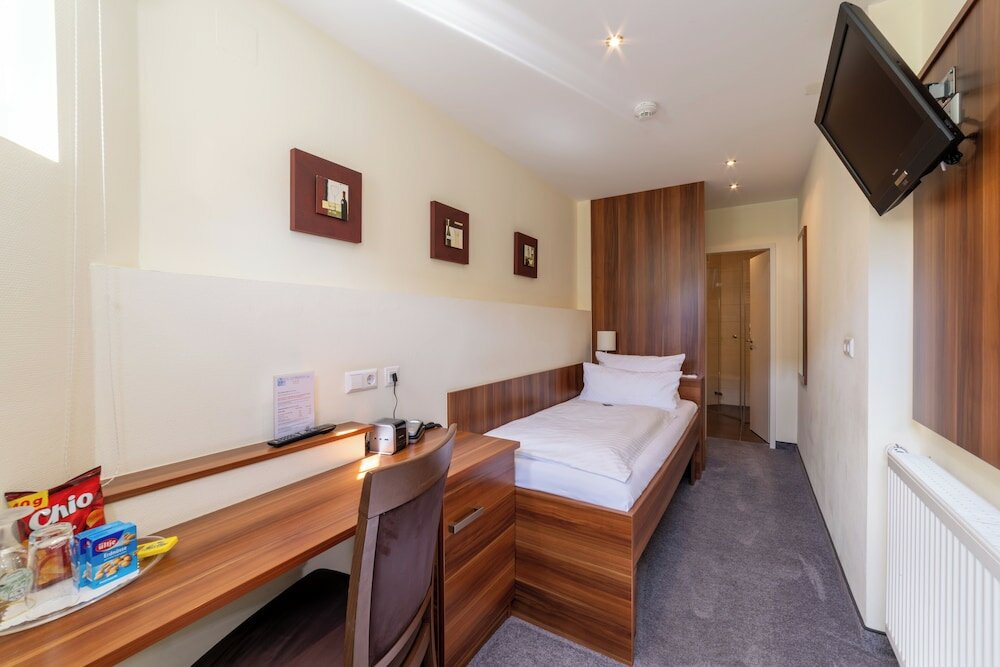 Фото Schöngarten Garni