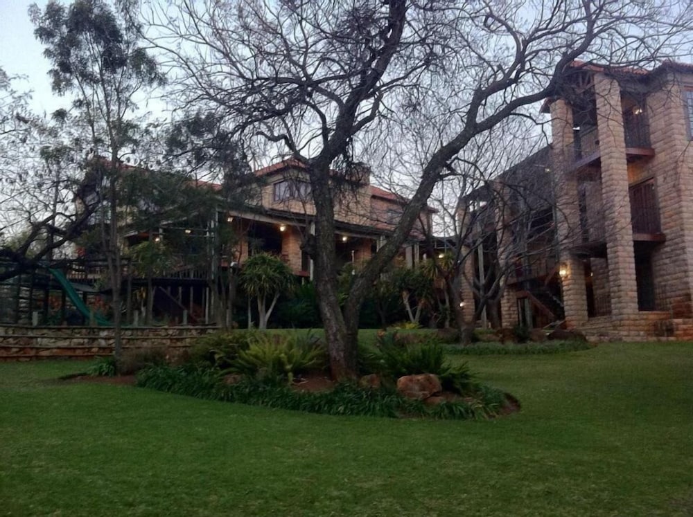 Фото Afrique Boutique Hotel Ruimsig