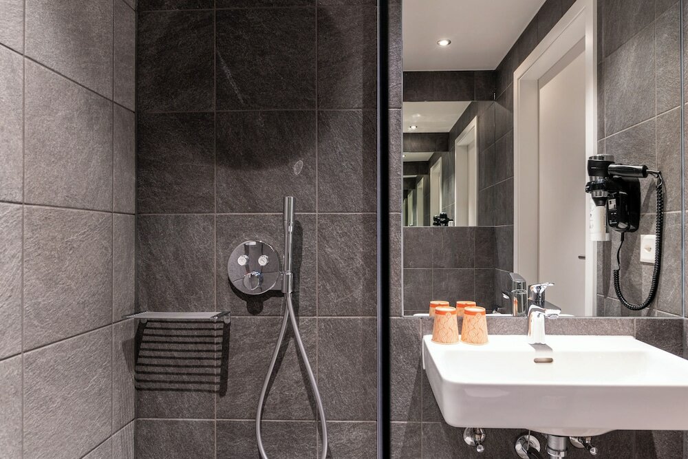 Фото B&b Hotel Geneva Airport