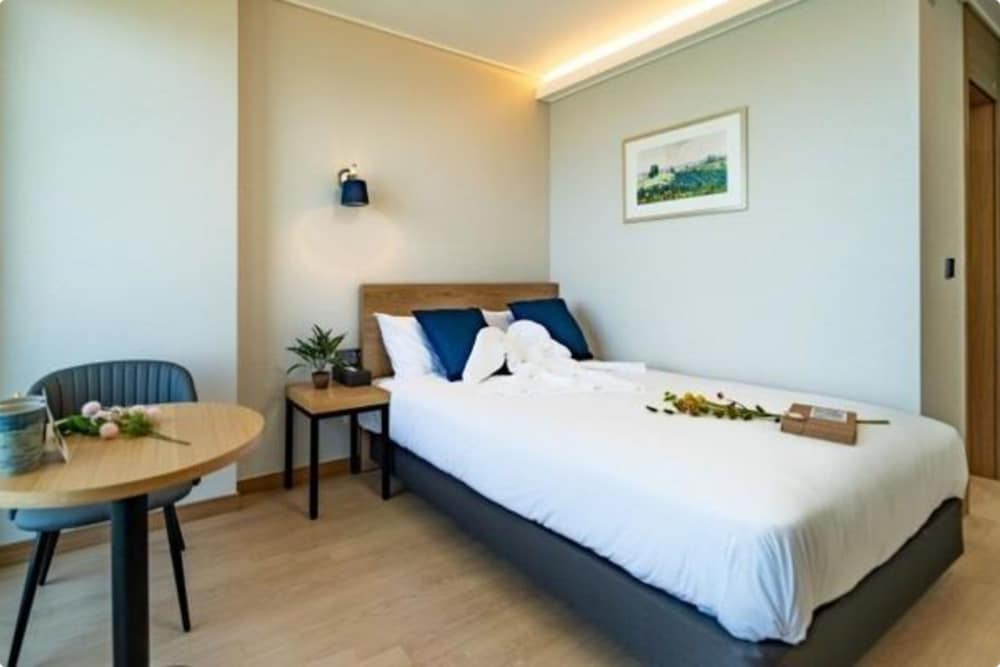 Фото PineАrt Label