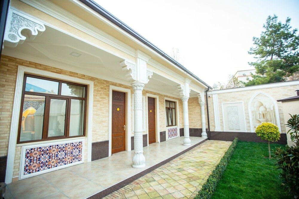 Фото Mirzo Boutique Hotel