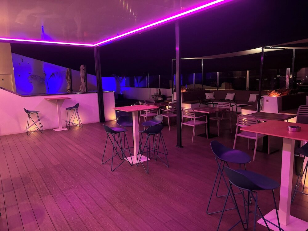 Фото Daos Suites Terrace Marbella