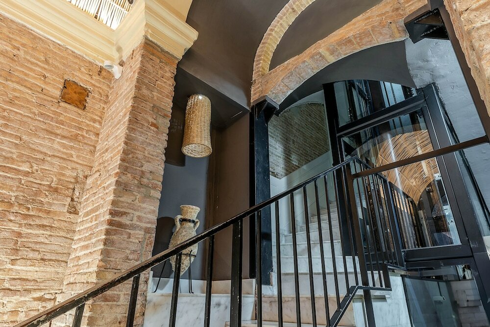 Фото Enjoybcn Colon Apartments