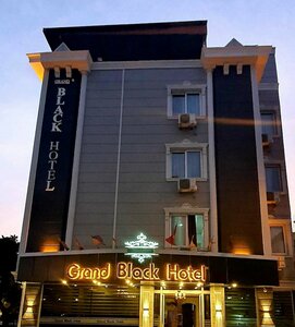 Гостиница Grand Black Hotel