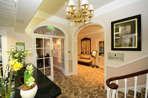 Внешний вид отеля The Crescent Hotel в Скарборе, фото 4