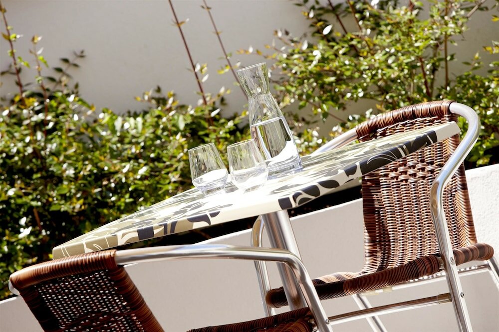 Фото Ibis Styles Bordeaux Centre Gare