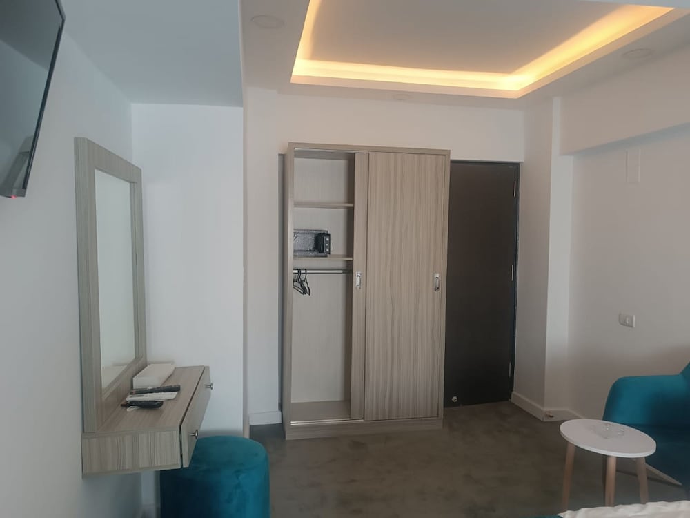 Фото Mar Charbel Hotel Cairo