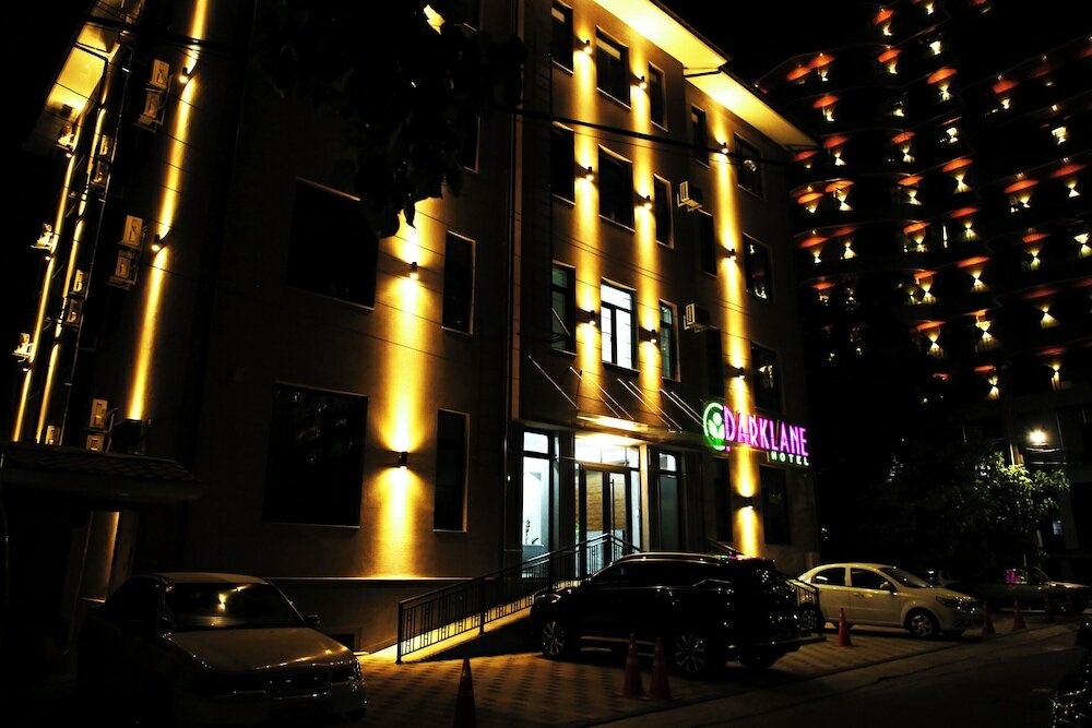 Фото Parklane Hotel
