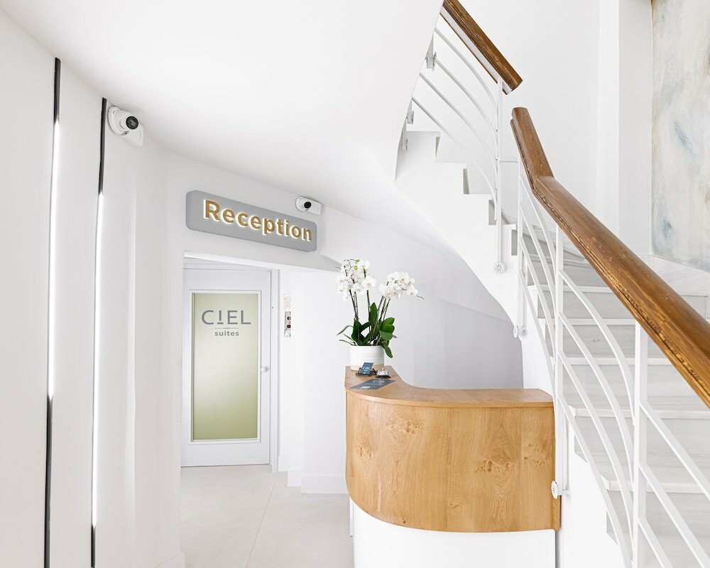 Фото Ciel Suites Athens