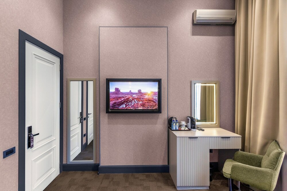 Фото Nizami Central Park Hotel