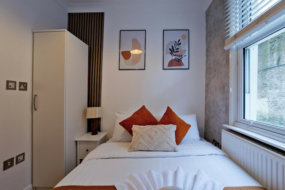 Фото Argyle Square Hotel