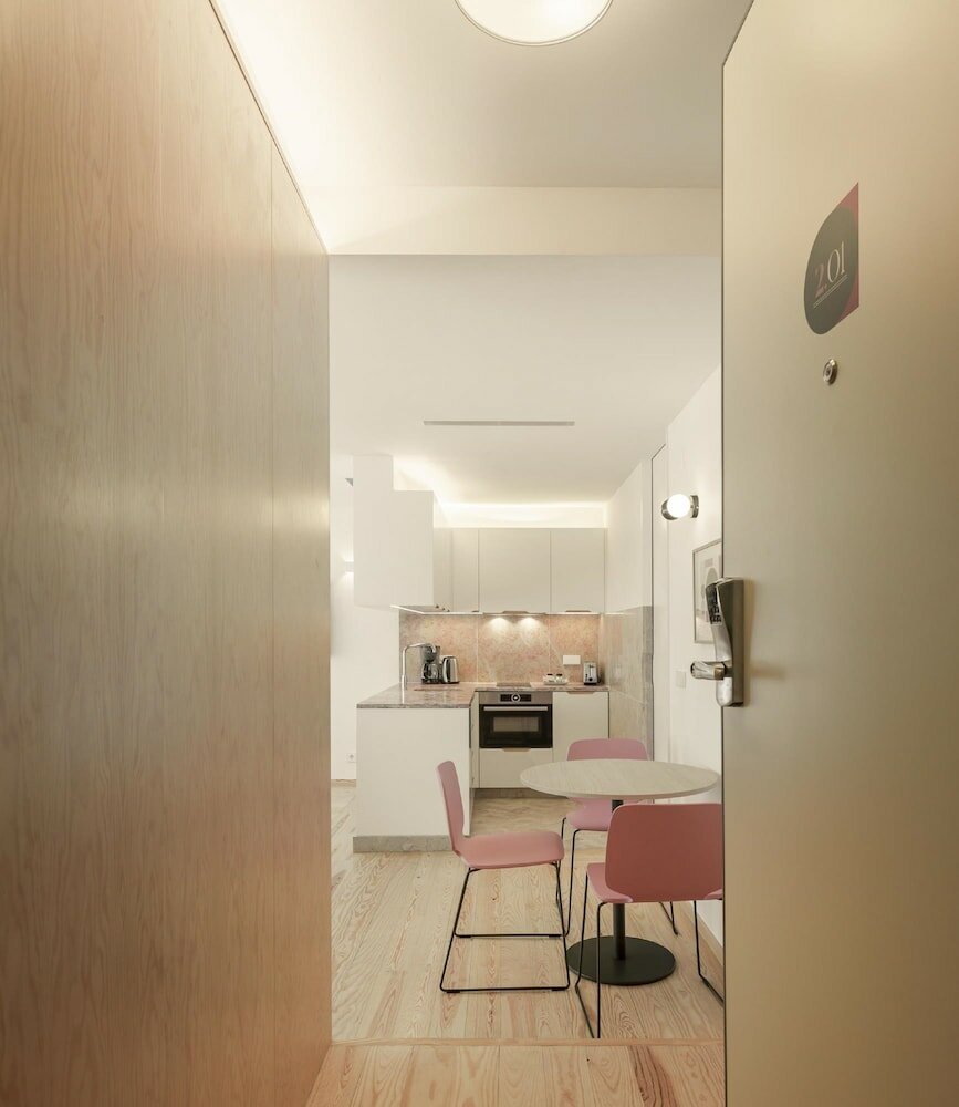 Фото The Príncipe Real Lisbon Apartment