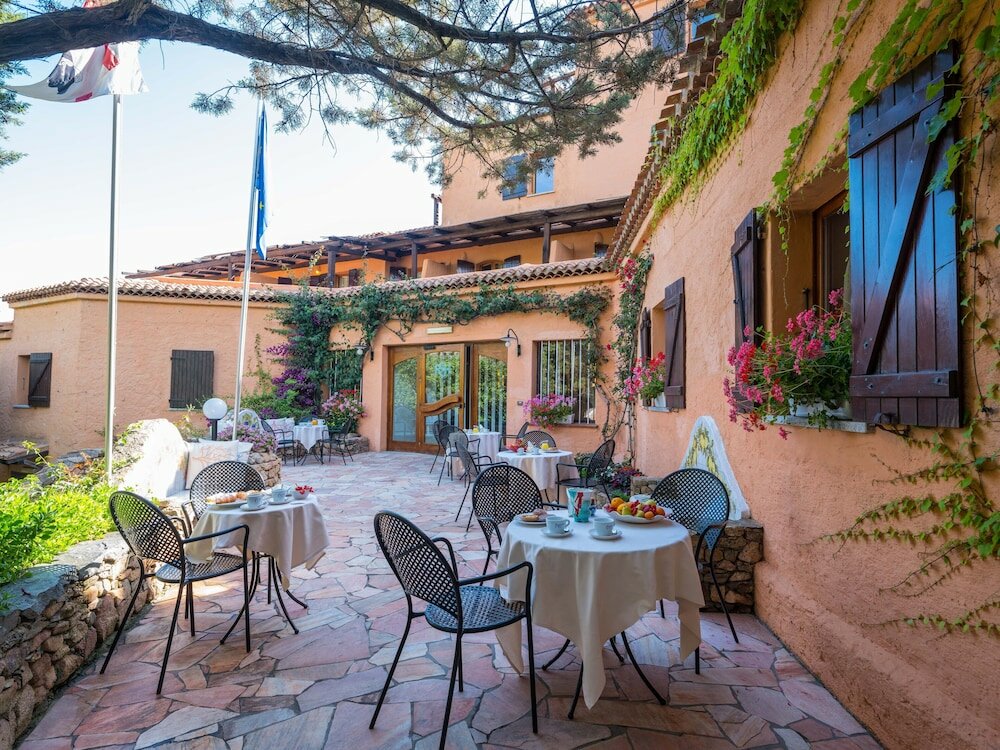 Фото Hotel Rocce Sarde