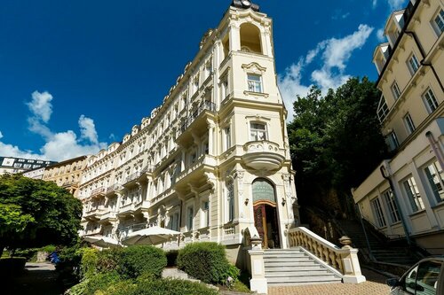 Гостиница Hotel Anglický Dvůr в Карловых Варах