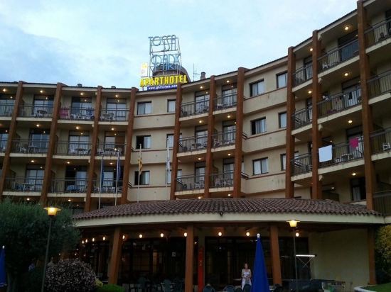 Фото Aparthotel GHT Tossa Park